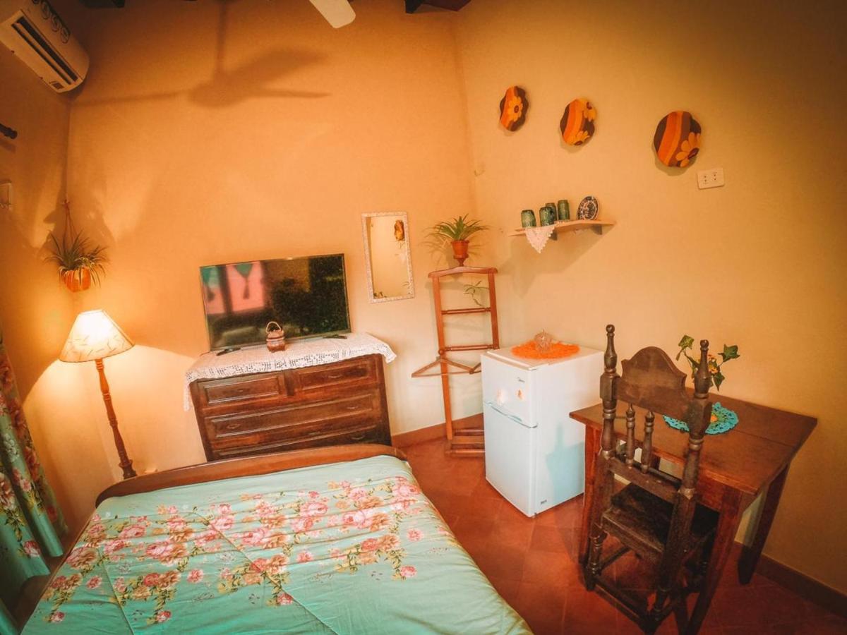 Mi Lugar Vintage Hostal - Calor De Hogar! Asunción Eksteriør billede